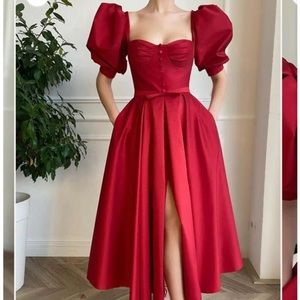 Tueta Matoshi Timeless Scarlet Dress